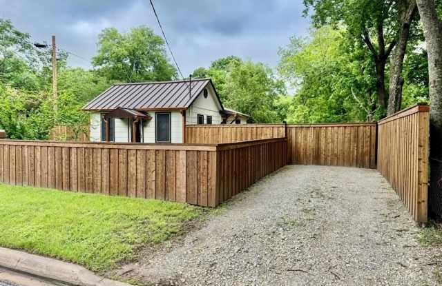 1315 S Rusk Street - 1315 South Rusk Street, Sherman, TX 75090