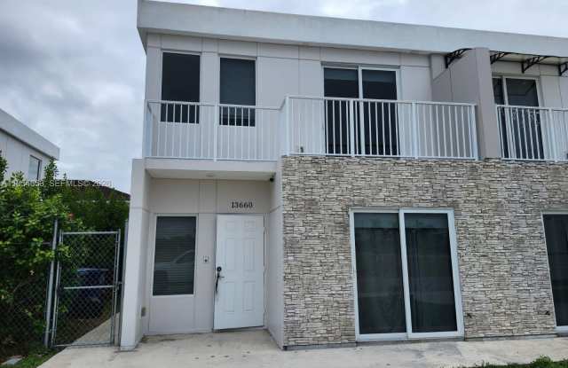 13660 SW 260th St photos photos