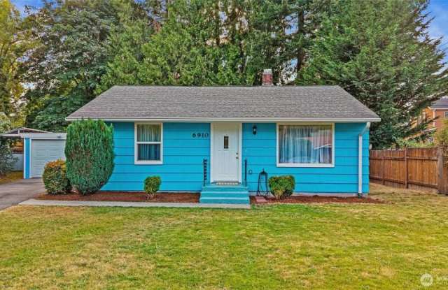 6910 Columbia Court Gallery 1
