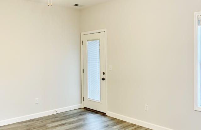 392 Hillview Mills Blvd. Gallery 2