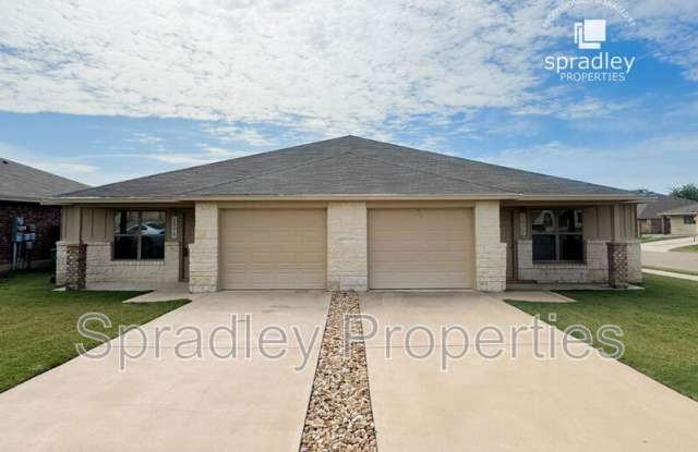 1575 Chance Ct photos photos