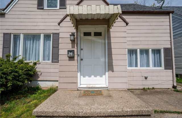 368 Grover Cleveland Highway Gallery 4