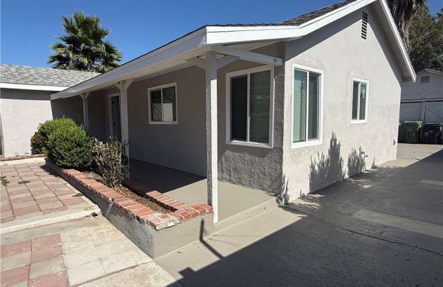 18201 Topham photos photos