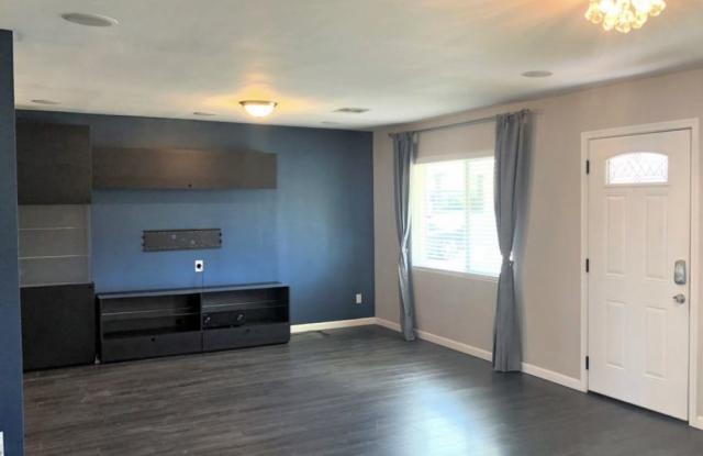 2340 E Heatherbrae Dr Gallery 4