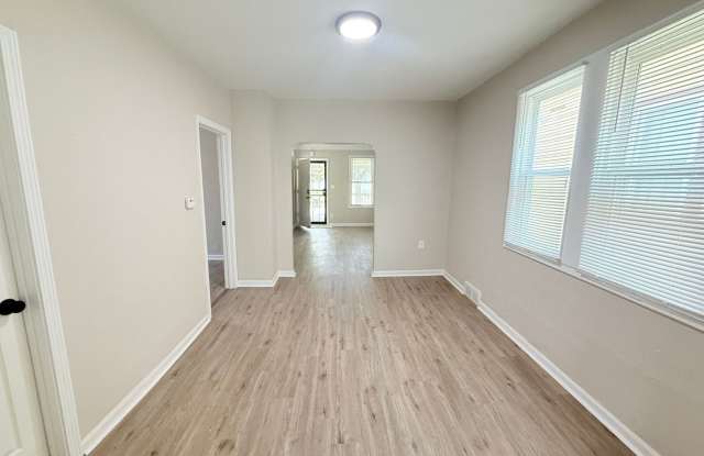 Coming Soon – Beautifully Updated Home *Coming Soon (Move-in ready by 8/16 or Sooner)*! Gallery 3