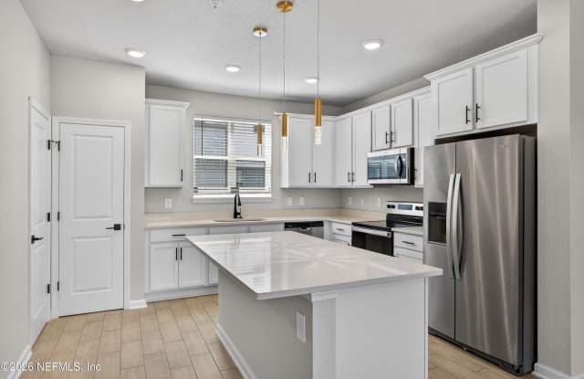 1093 FARWELL Street photos photos