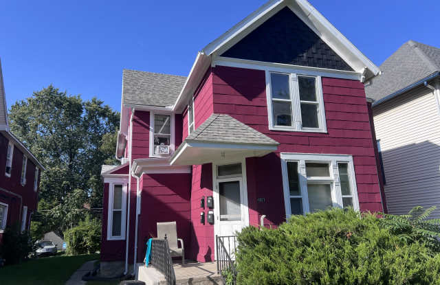 1027 Lake Avenue - 4 Gallery 1