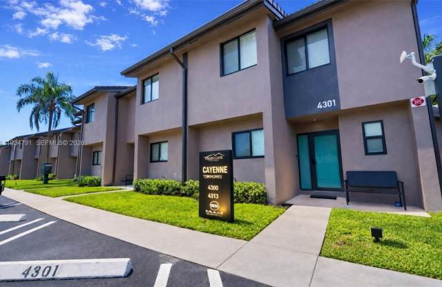 4311 NW 115th Ave photos photos