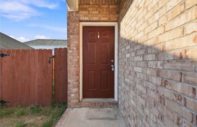 3207 SW Deerfield Boulevard Gallery 2