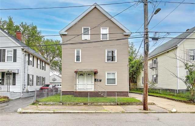 139 Hunts Avenue Gallery 1