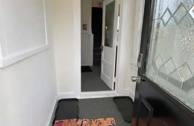 131 LIVINGSTON Avenue unit: 1/F photos photos