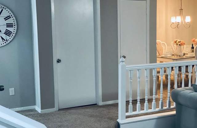 Room in 2 Bedroom Home at Mountain Springs Cir photos photos