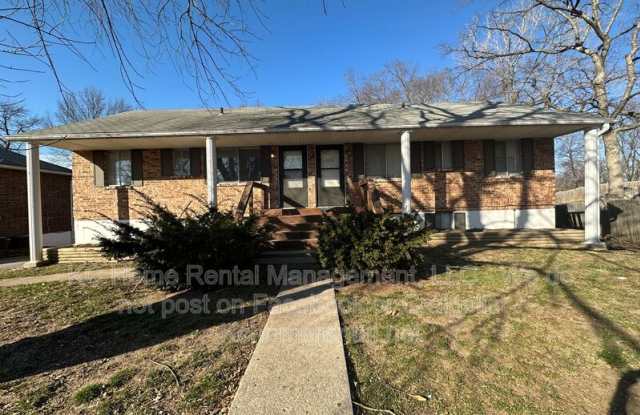 2210 NE. 77th St. photos photos