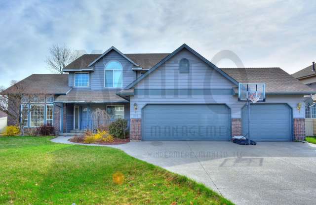 Sprawling Liberty Lake Home photos photos