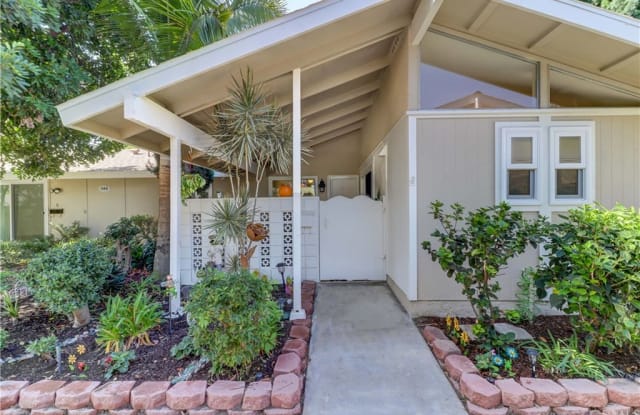 444 Avenida Sevilla - 444 Avenida Sevilla, Laguna Woods, CA 92637