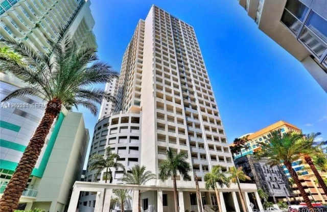 170 SE 14th St photos photos