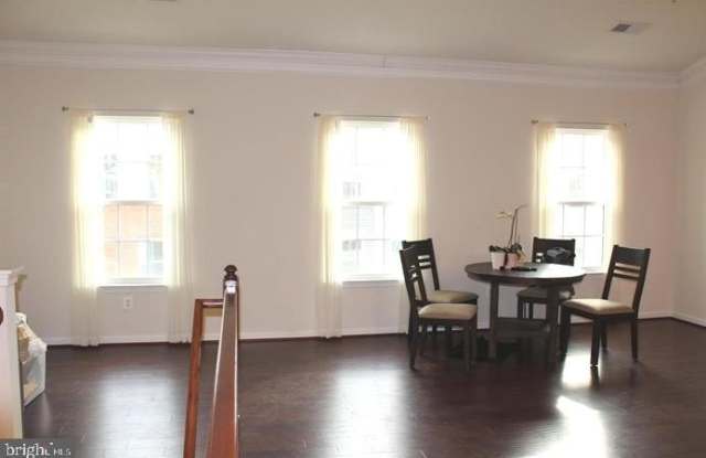 24676 FOOTED RIDGE Terrace Gallery 3