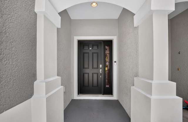 Great Location! Gallery 4