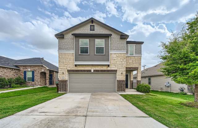 Convenient to Lackland! photos photos