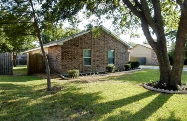 2721 Mistywood Lane Gallery 3