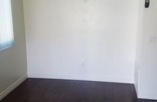 3519 20th St Gallery 3