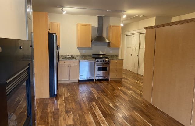 2920 Eastlake Avenue East - 2920 Eastlake Avenue East, Seattle, WA 98102