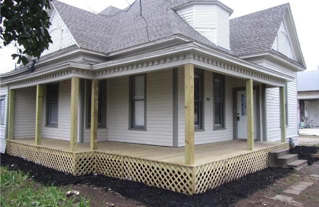 303 N. Douglas Ave. Gallery 2