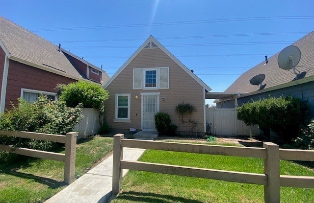 14515 Woodland Drive - 14515 Woodland Drive, Fontana, CA 92337