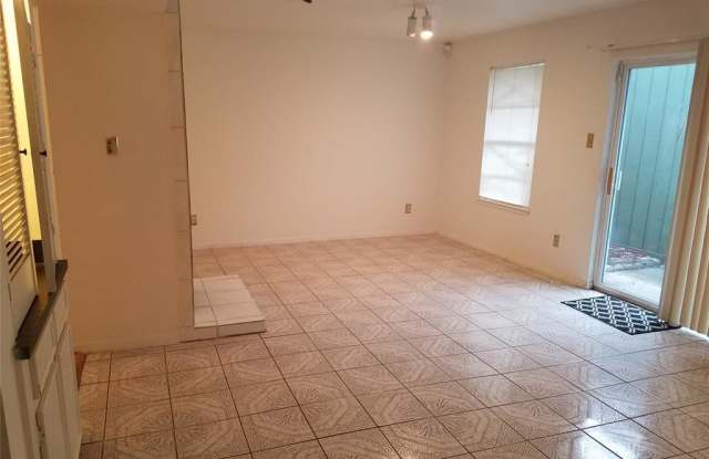 10269 S Gessner Road Gallery 4