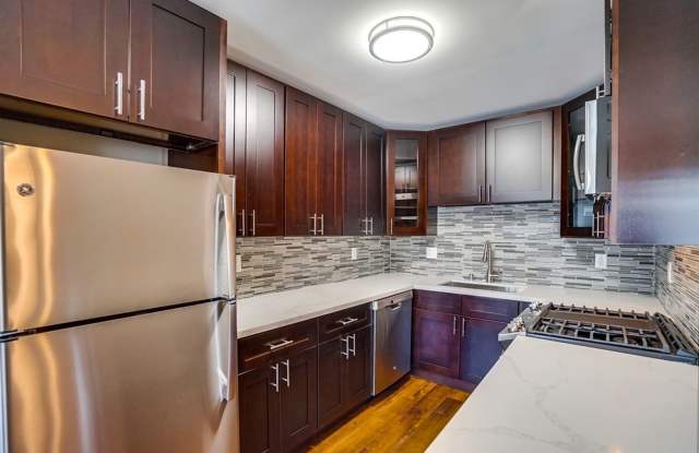 629 - 633 W. Hyde Park Blvd photos photos