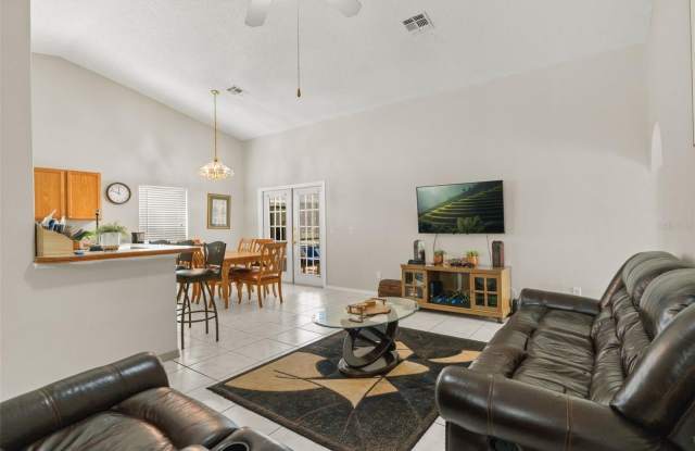 2651 AUTUMN CREEK Circle Gallery 4