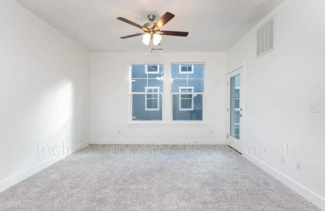 323 W 435 N Gallery 4