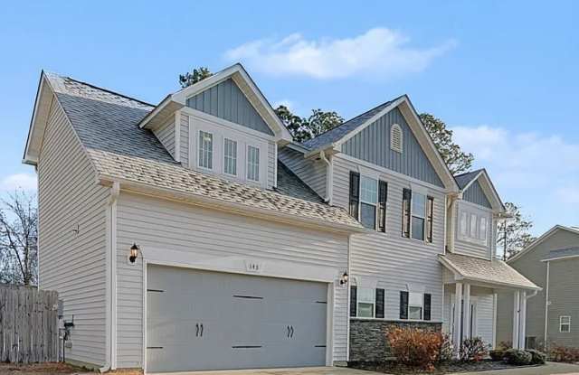 143 Ledgebrook Lane Gallery 2
