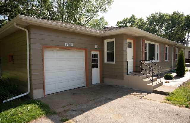 1740 West Glenlord Road photos photos