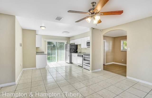 4748 AMOY CT Gallery 4