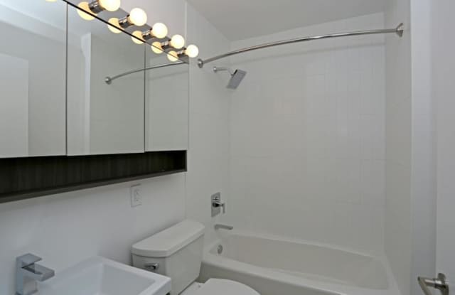 419 West 52nd St. Gallery 3