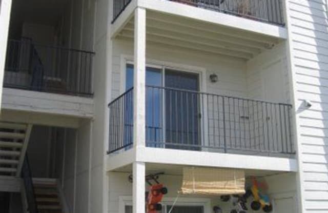 13095 W. Cedar Dr. #207 - 13095 West Cedar Drive, Lakewood, CO 80228