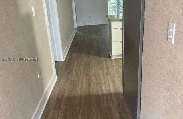 201 Galen Dr photos photos