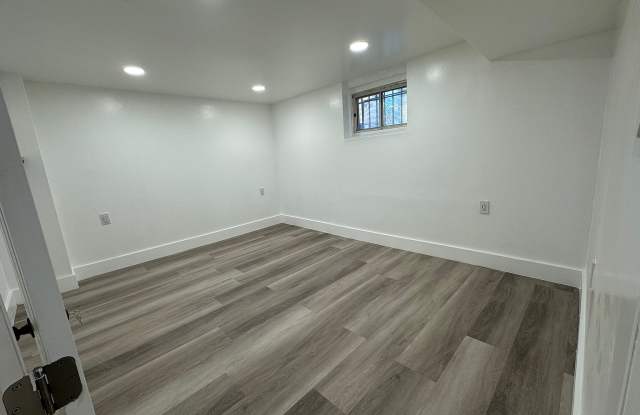 16 Bellair Place Gallery 4