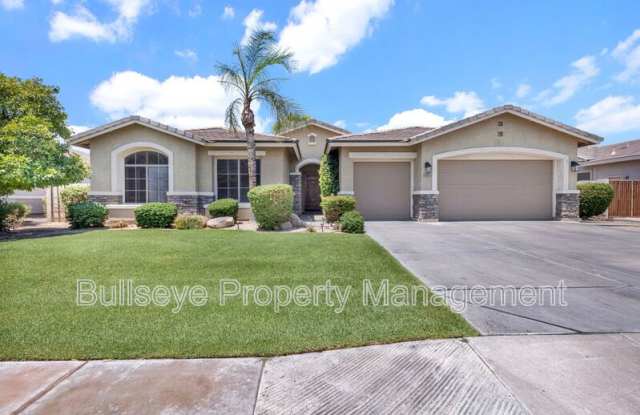 1550 N. Robin Lane photos photos