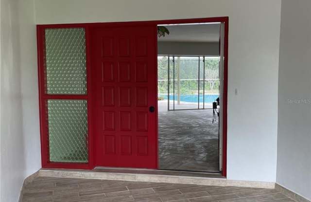 2215 LAUDERDALE Court Gallery 4
