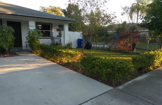 2621 NW 5th St - 2621 Northwest 5th Street, Pompano Beach, FL 33069