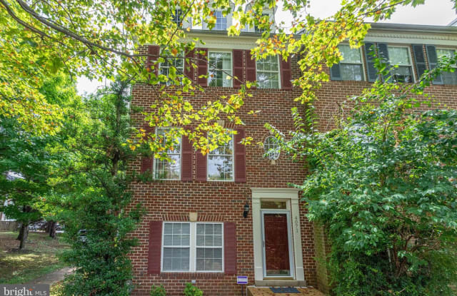 4071 FOUNTAINSIDE LN - 4071 Fountainside Lane, Fair Oaks, VA 22030