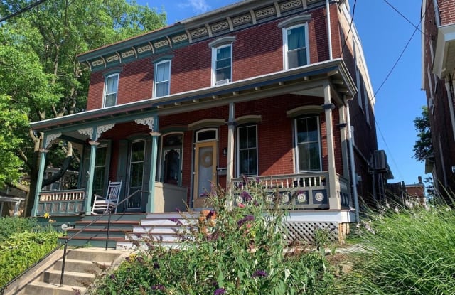 346 1st Ave - 346 1st Avenue, Phoenixville, PA 19460