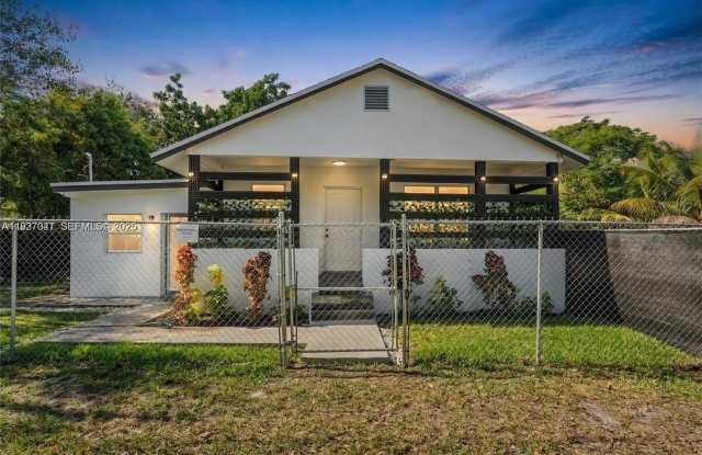 6318 NW 19th Ct photos photos