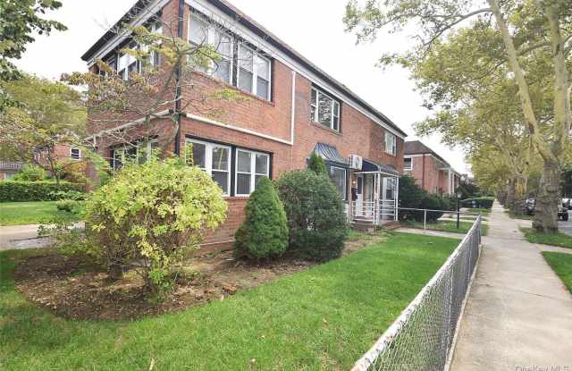 75-03 197th Street unit: 1 photos photos