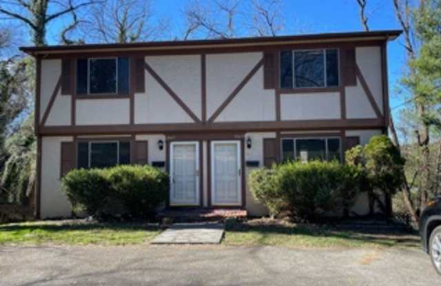 New Listing! - 2625 Stephenson Avenue Southwest, Roanoke, VA 24014