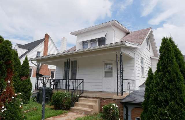 202 W WILSON BOULEVARD photos photos