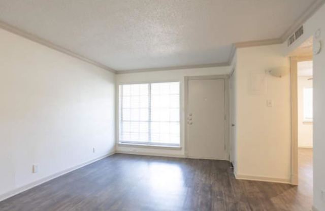 1694 Rutland Dr Gallery 2