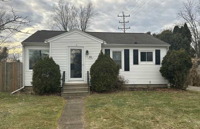 938 Allen Road - 938 Allen Road, Jackson, MI 49202